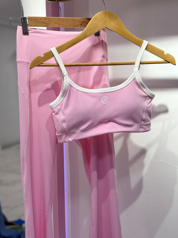 SET DEPORTIVO TOP Y PANTALÓN BOTA ANCHA ROSADO (2 PIEZAS)